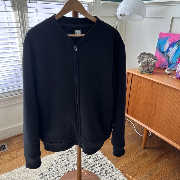GAP Men’s Sweatshirt Feeling/Material Fleece Inside Bomber Jacket - Black, Large - Picture 2 of 7